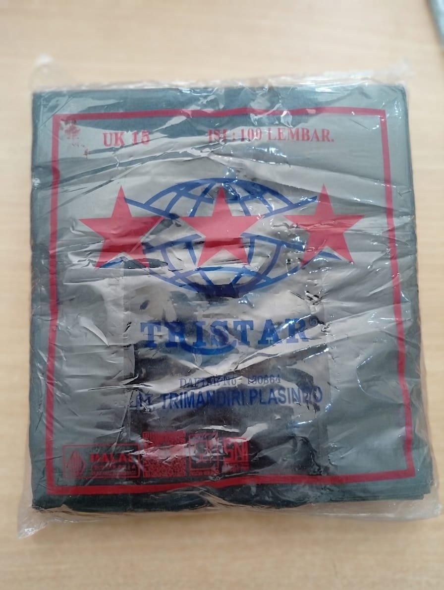 Kantong kresek ukuran 15 hitam — kemasan plastik