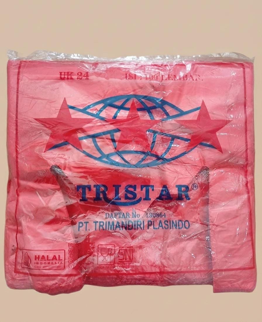 Kantong kresek ukuran 24 merah — kemasan plastik